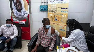 Covid-19 en Afrique : l'Union africaine tient une visioconférence pour organiser la vaccination