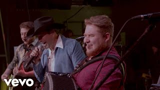 Bobby Pulido, Los Rojos - Móntame (En Vivo)