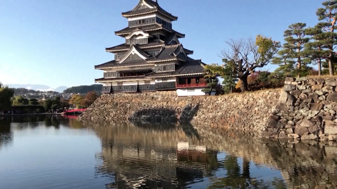 天守閣が現存する黒い城 松本城 長野県松本市 Black Castle Matsumoto Castle Youtube