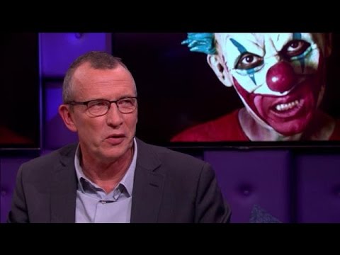 'Killerclowns': problematisch en veroorzaken fobie - RTL LATE NIGHT