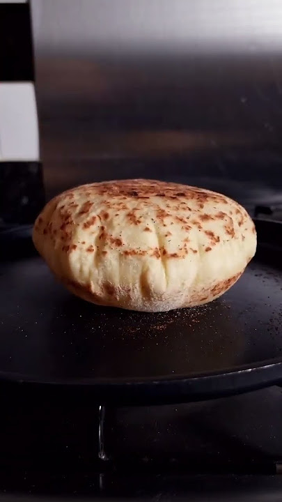 Gluten-free pita bread is the most popular bread recipe of 2024   #gluttenfree #dessert