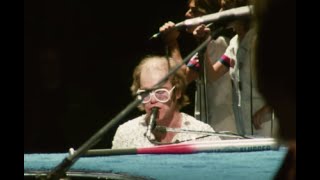 Elton John - Pinball Wizard (Dodger Stadium, Los Angeles 1975)