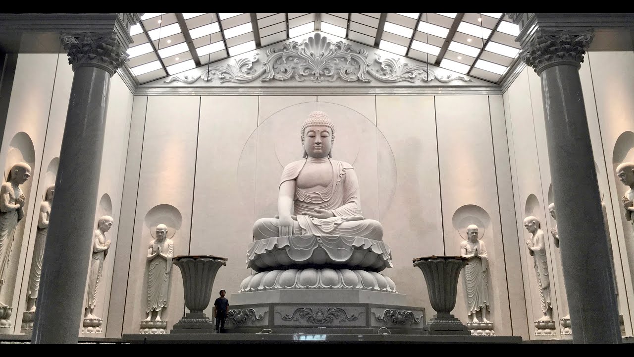 釈迦牟尼仏 総高9.3m製作　念佛宗ナーランダ僧院七葉窟大講堂　カンボジア王国ノロドム・シハモニ国王陛下 記念講堂　The  Art of Nenbutsushu　Nalanda Mahavihara