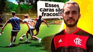 Levamos Um Perna De Pau Que Fingiu Ser Craque Para O Jogo De Futebol