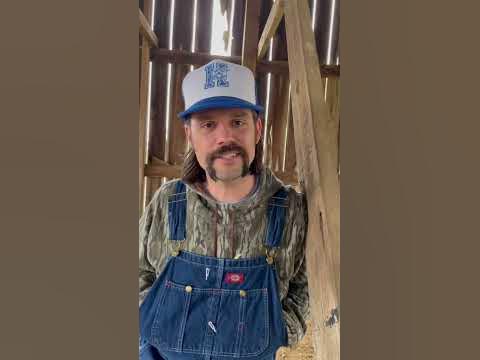 Ted Sings His Favorite Chrismas Carol - YouTube