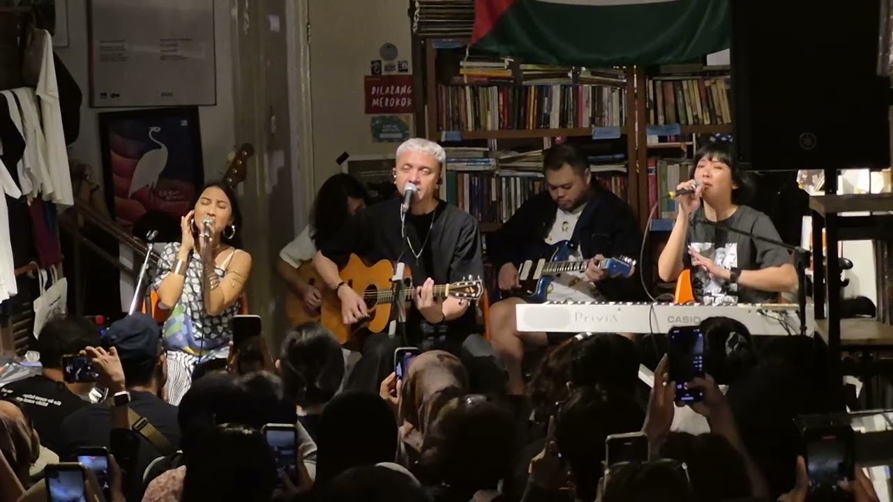 Barasuara - Manusia (Sumarah) live at Alon Alon Alit , Kios Ojo Keos 06/08/2025