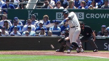 NYY@KC: Perez rolls an RBI single into left field