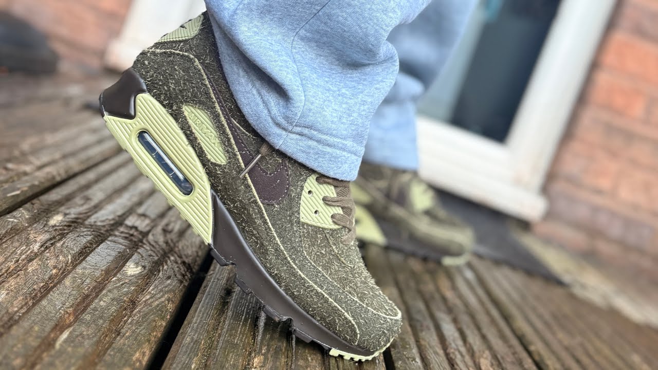 THESE ARE FIRE! NIKE AIR MAX 90 PREMIUM CARGO KHAKI VELVET BROWN 