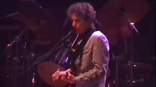 Watch Bob Dylan Cats In The Well video