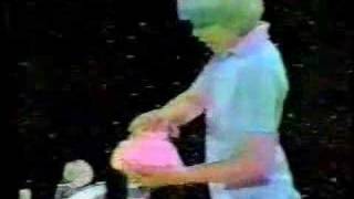 Crazy Color Robot Foam Soap commercial (1979)