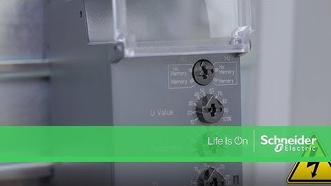 Why both the power LED and the output LED are flashing during commissioning? | Schneider Electric