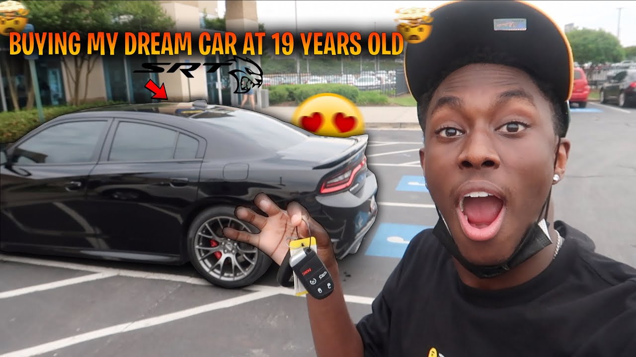 BUYING MY DREAM CAR AT 19 YEARS OLD 😳 *DODGE CHARGER SRT💰🔥 - YouTube