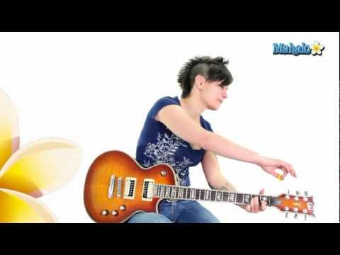 How to Play "Zombie" by The Cranberries on Guitar