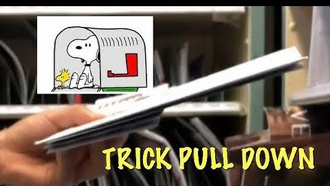 The Trick of A Mail Carrier to Pull Down Mails Faster! #usps #mail #carrier #fast