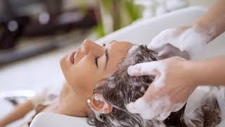 10 عادات خاطئة تفعلينها أثناء غسل الشعر