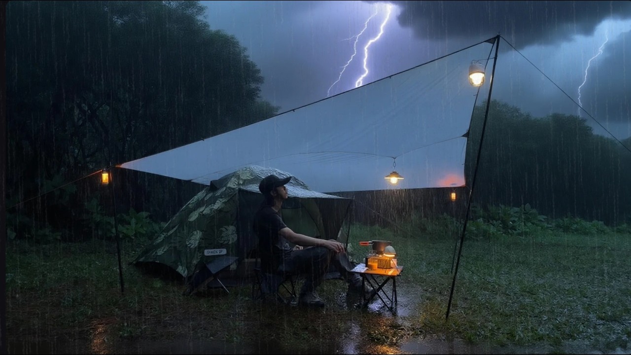 SOLO CAMPING IN HEAVY RAIN - HEAVY RAIN AND THUNDERSTORM - RELAXING ...