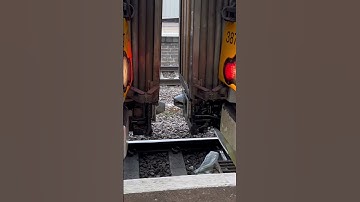 Class 387 Emu’s coupling up