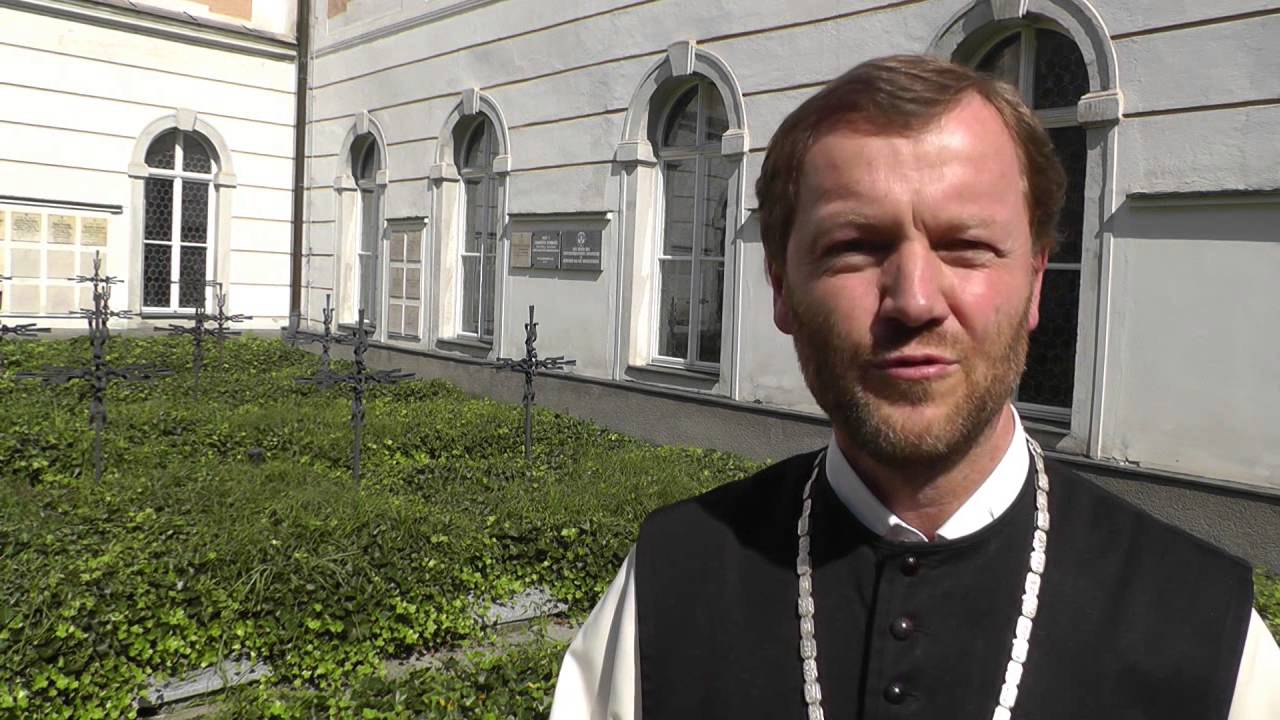 Porträt Abt  Dr.  Reinhold Dessl  und Stift Wilhering am 30. 08. 2013