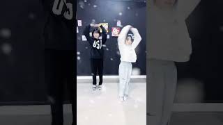 재쓰비-너.모.지챌린지 #재쓰비 #JAESSBEE #너와의모든지금 #챌린지