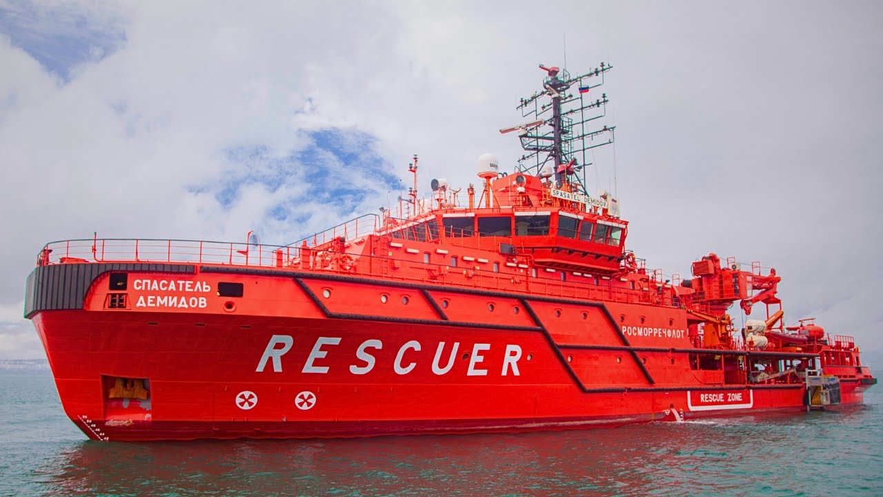 The Safest Rescue Ships In The World - YouTube