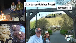 'Discovering Little Arrow Outdoor Resort, Townsend TN: Smash Burgers, Campfire  InDepth Review!'