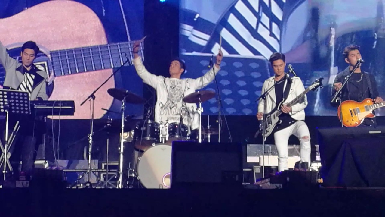 ไม่บอกเธอ - อาเล็ก ธีรเดช&วงเฉพาะกิจ #6ซิกแพคกระแทกใจเธอ