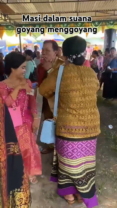 Masih dalam suasana goy4ng menggoy4ng,,..!! #wedding #storywa #batak