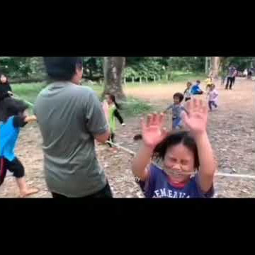 #sia-sia ku berjuang gimana coba..