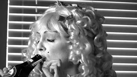 Baby Jane Hudson... sister sister