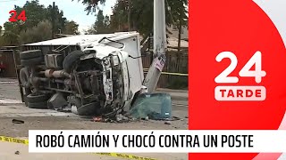 Delincuente roba camión y choca contra poste en Cerro Navia | 24 Horas TVN Chile