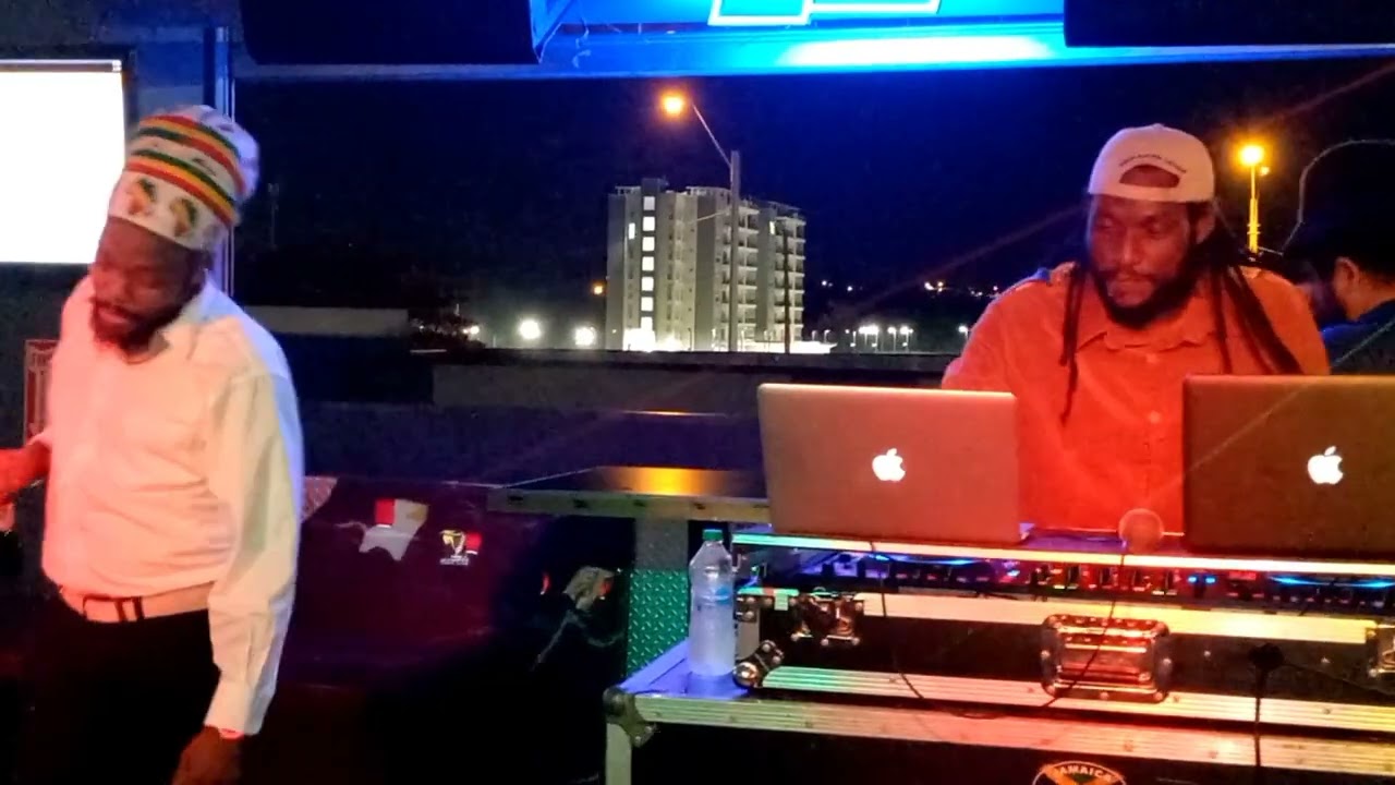 Prophet Benjamin live Pt1 @ Steel Restaurant lounge , South Park Trinidad