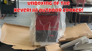 Keveri H1 Charcoal Grill, Smoker, Oven Unboxing and Walk Around
