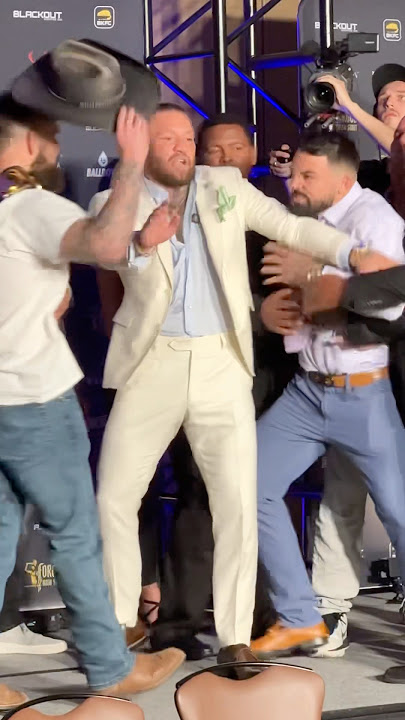 😳😤 CONOR MCGREGOR BREAKS UP CRAZY MIKE PERRY FACE OFF WITH DAVE MUNDELL AT BKFC CHAMPIONS SUMMIT