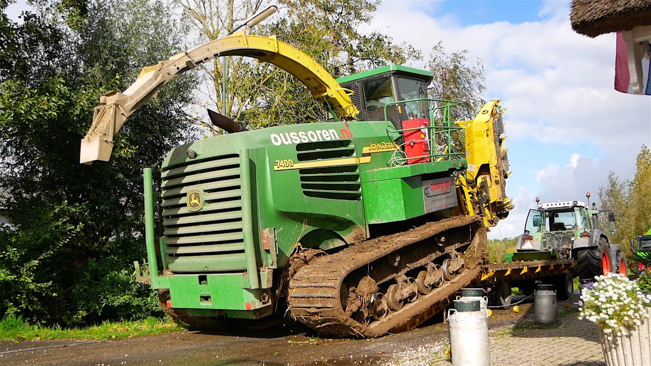 Maize harvest under wet soil conditions | Team Tracks Oussoren | John Deere 7400 & Kato ic75