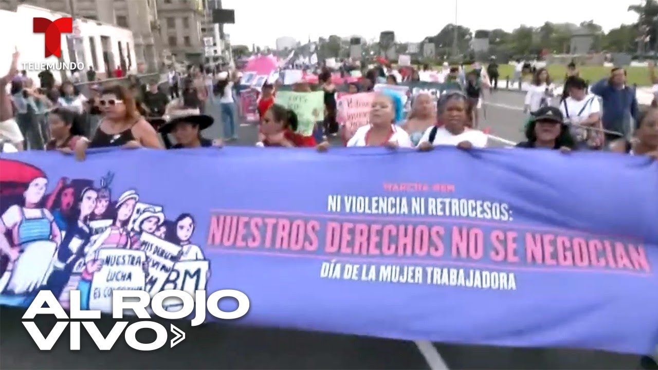 Marcha por el Día Internacional de la Mujer en Lima, Perú | Al Rojo Vivo | Telemundo