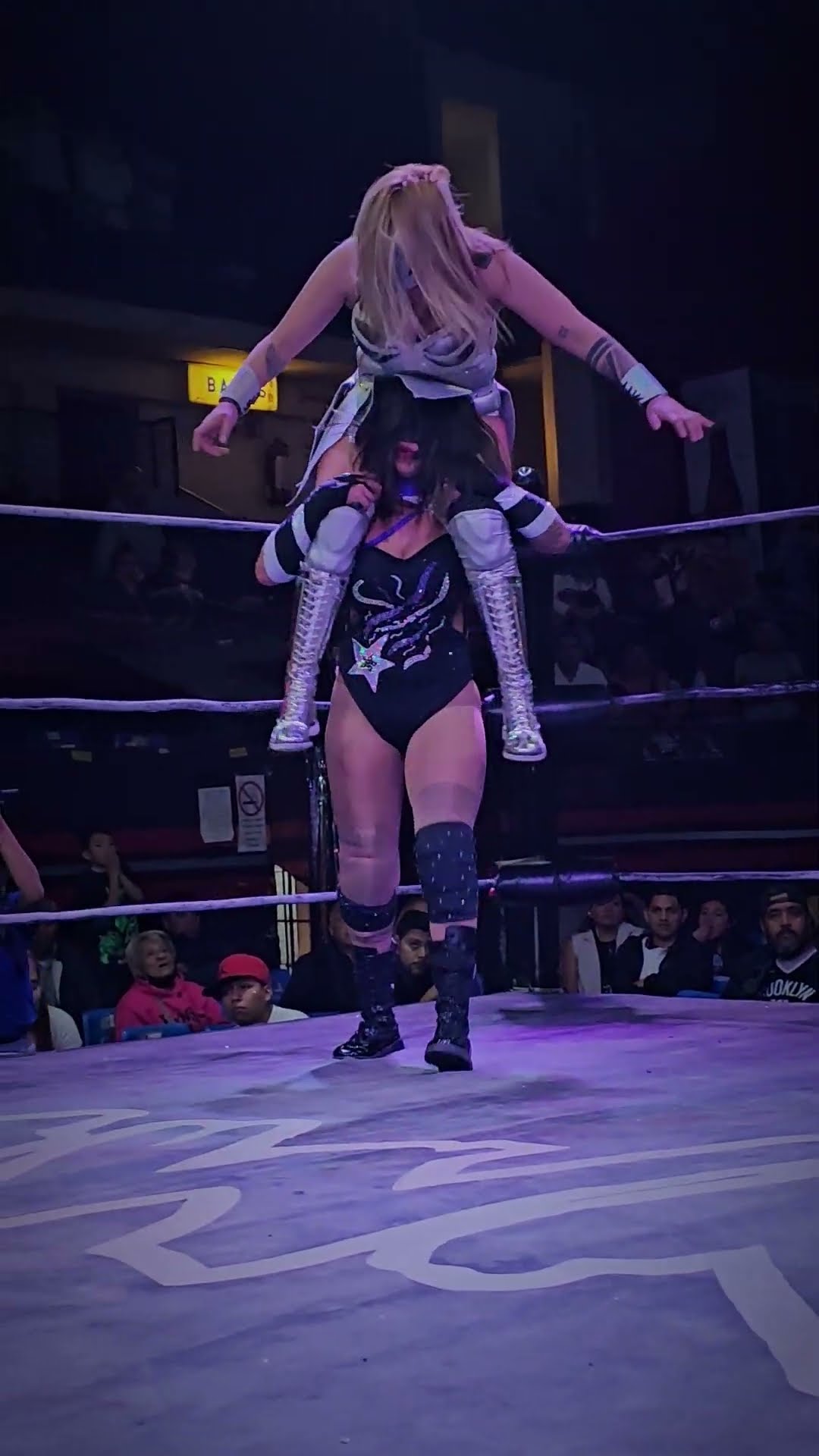 Triunfo de Látigo e Hija de Gatúbela vs Lady Maravilla y Keira en Naucalpan