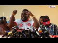 KUMEKUCHA MUDA HUU MASHABIKI WA SIMBA WAANDAMANA KUMTOA MANGUNGU HATUMTAKI SIMBA KUMEKUCHA MUDA HUU MASHABIKI WA SIMBA WAANDAMANA KUMTOA MANGUNGU HATUMTAKI SIMBA