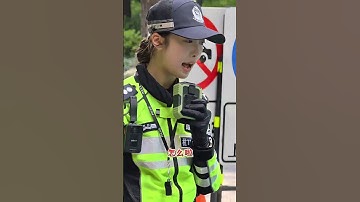 兔子警官遇到不太讲理的出租车司机一直在为难她、你们怎么看待 #拍摄现场 #李语蔚