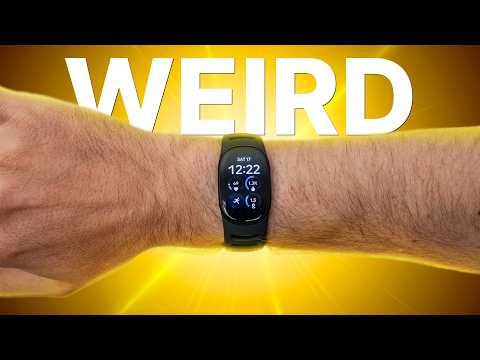 Fitbit Edge hands-on: Good, but weird!