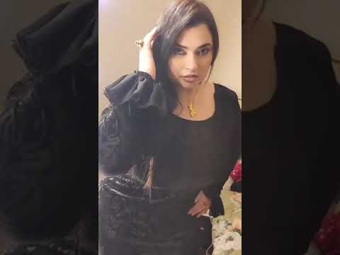 الفنانه مونيكا روبرت