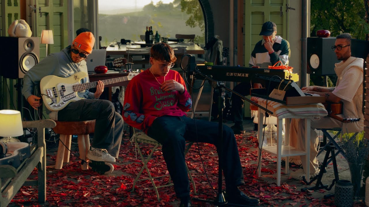 Tredici Pietro - NON GUARDARE GIÙ Recording Sessions