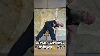 Cómo hacer Parivrtta Trikonasana Paso a Paso #yogi #yogadiario #clasesdeyoga #yogalover