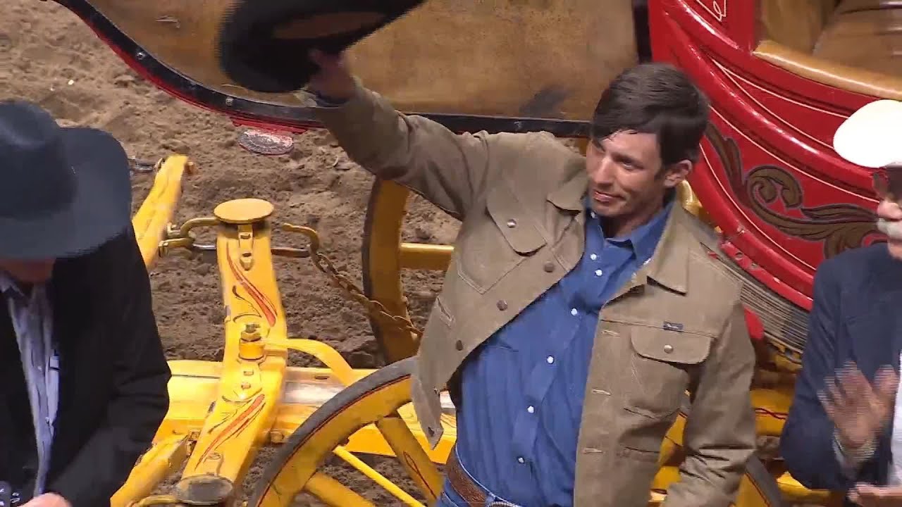 JB Mauney Honored at National Finals Rodeo - YouTube