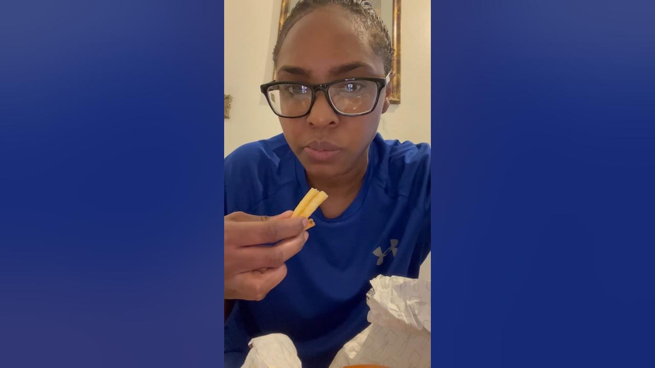 WENDY S GHOST PEPPER CHICKEN SANDWICH foodshorts momentswithmitra wendy-s-new-ghost-pepper-chicken-sandwich-guardians-of-the-galaxy