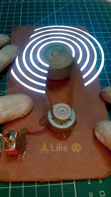 🤯DC Motor Ka Most Viral Experiment!⚡#DCMotor #ViralExperiment #DesiJugaad #ShortsViral