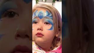 Cute Elsa Face Painting (Quick And Easy) #Shorts #Elsa #Facepainting #Disneyfan #Disney #Elsaandanna