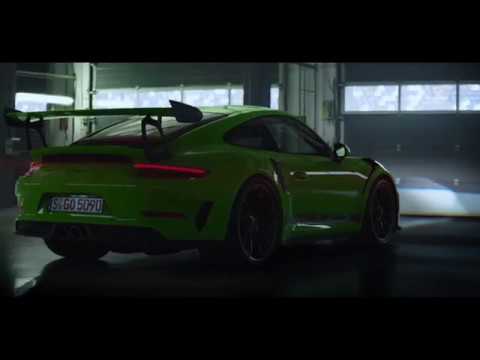 مشاهد رائعة على الحلبة لبورشه 911 GT3 RS