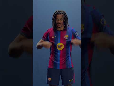 Icons wearing icons😮‍💨  #fcbarcelona #shorts
