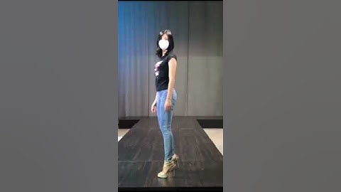 Solo _ Learn catwalk _ Modeling _ Runway walk _ How to walk(5)