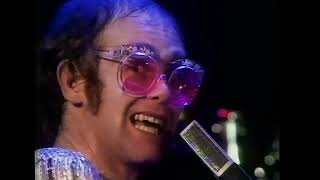 Honky Cat - Elton John - Live in London 1974 HD